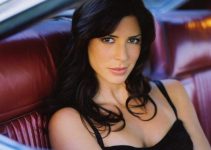 Cindy Sampson Plastic Surgery and Body Measurements