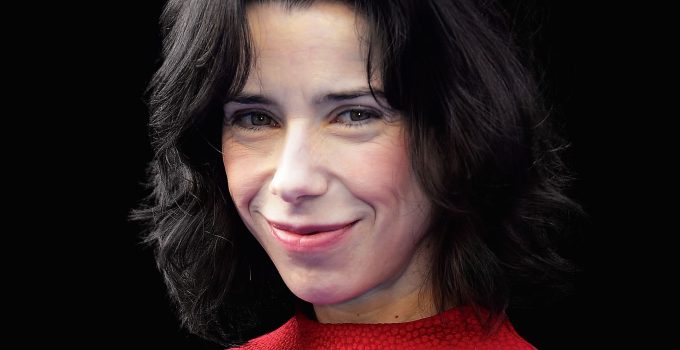 Sally Hawkins Plastic Surgery and Body Measurements