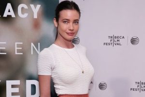 Did Stephanie Corneliussen Get Plastic Surgery? Body Measurements and More!