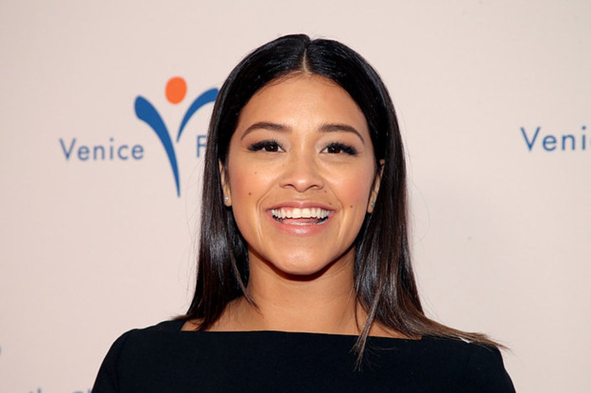 What Plastic Surgery Has Gina Rodriguez Gotten? Body Measurements and ...