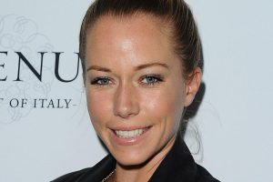 Kendra Wilkinson Plastic Surgery: Before and After Her Boob Job