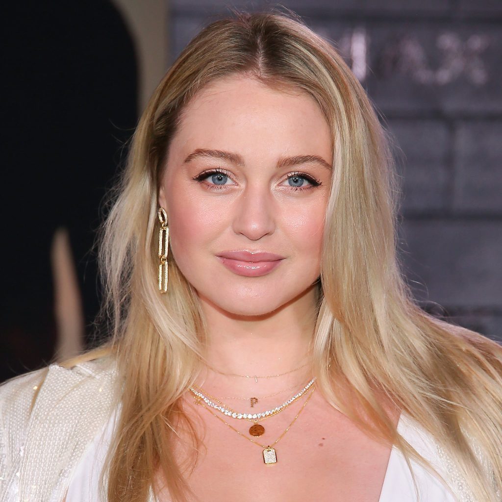 Iskra Lawrence Plastic Surgery Face