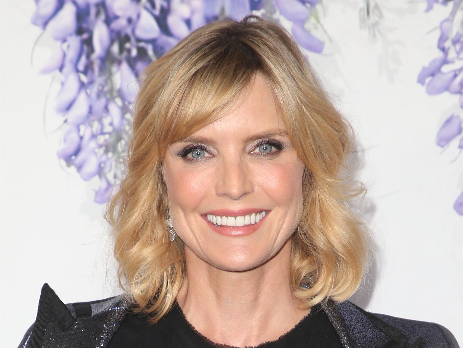 What Plastic Surgery Has Courtney Thorne-Smith Had? - CelebritySurgeryIcon