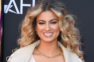 Tori Kelly’s Plastic Surgery – What We Know So Far