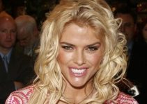 Anna Nicole Smith Plastic Surgery: Before and After Her Boob Job