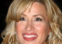 Has Lisa Ann Walter Had Plastic Surgery? Body Measurements and More!