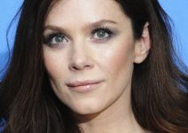 Anna Friel Plastic Surgery: Before and After Her Facelift