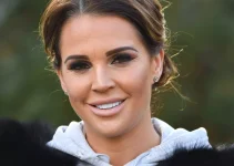 Has Danielle Lloyd Had Plastic Surgery? Body Measurements and More!
