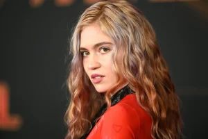 Grimes and the Plastic Surgery Buzz