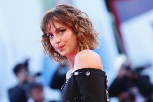 Dakota Johnson’s Subtle Rhinoplasty and Botox: Plastic Surgery Speculations