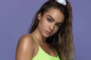 Sommer Ray’s Striking Looks: The Truth Behind Plastic Surgery Rumors