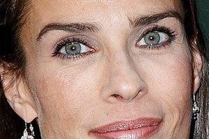 Kristian Alfonso’s Stance on Plastic Surgery: Embracing Aging Naturally