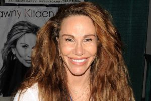 Tawny Kitaen’s Journey Through Breast Implants and Plastic Surgery Choices